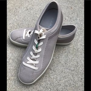 Rothy’s Lace Up Sneakers Vintage Gray size 9 New Limited Edition Grey
